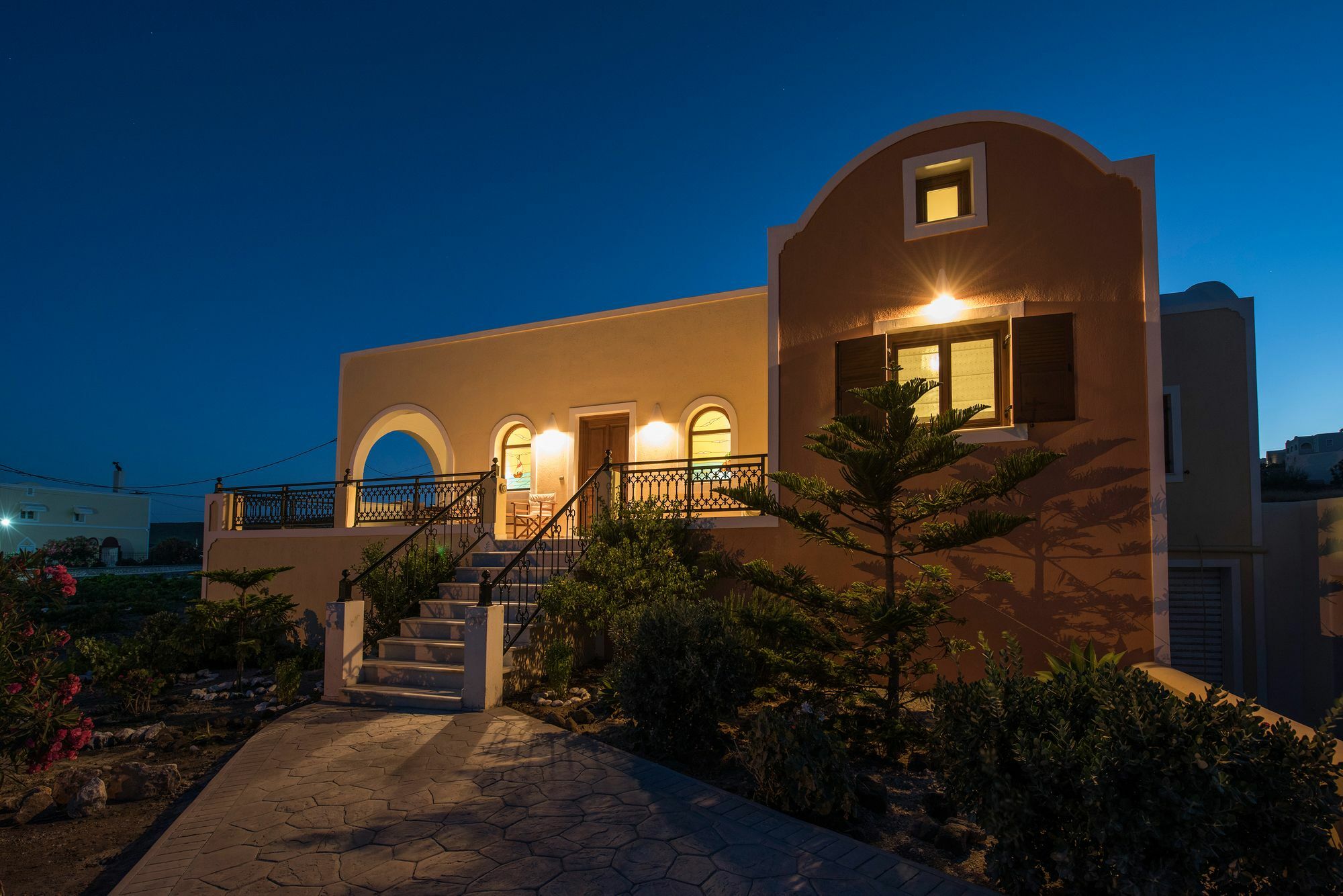 Vineyard Exclusive Suites Akrotírion Eksteriør billede