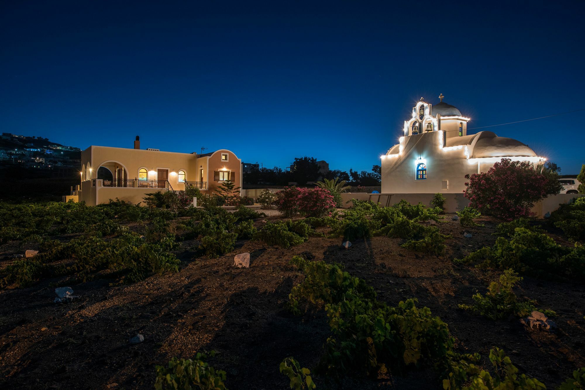 Vineyard Exclusive Suites Akrotírion Eksteriør billede