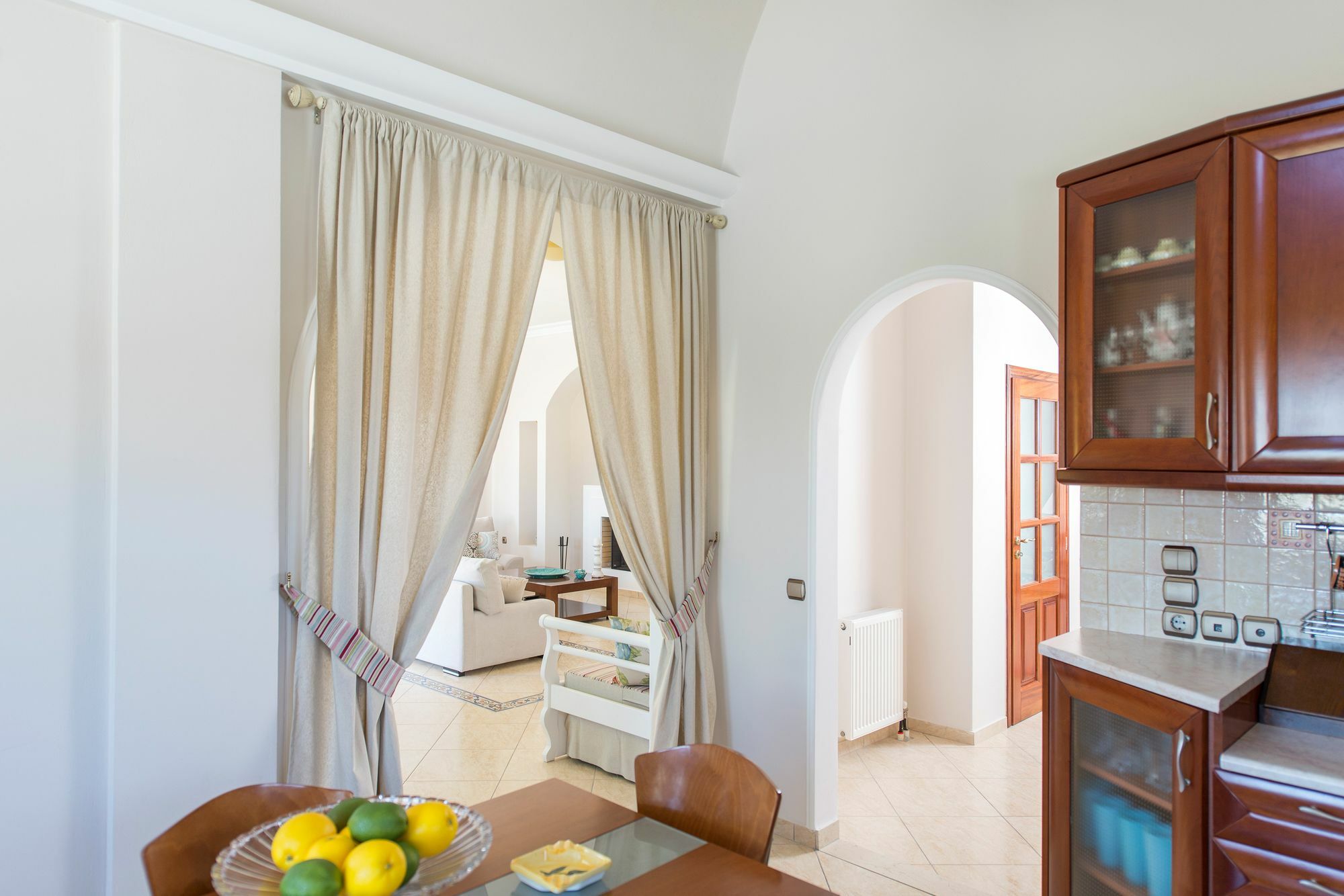 Vineyard Exclusive Suites Akrotírion Eksteriør billede